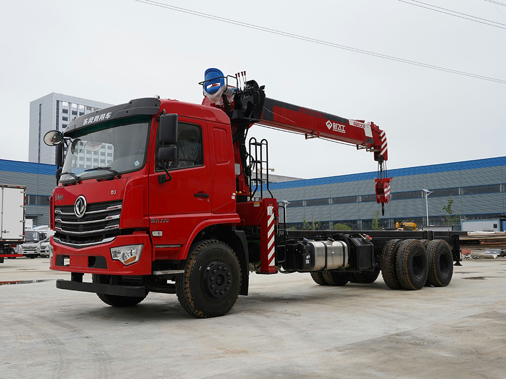 國(guó)六東風(fēng)暢行D3后雙橋新飛工12噸四節(jié)直臂吊機(jī)隨車(chē)吊